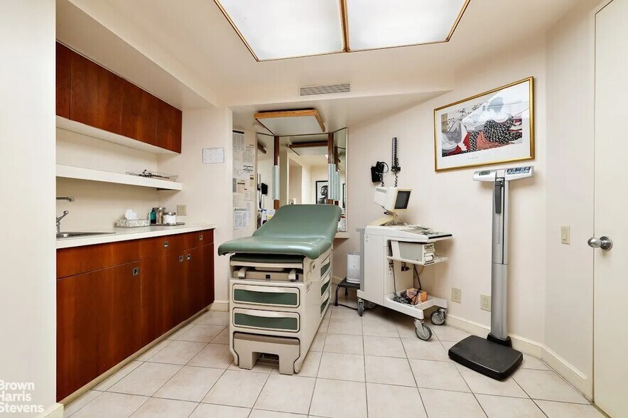 More Photos Of 785 Park Ave, New York Apartments For Sale
