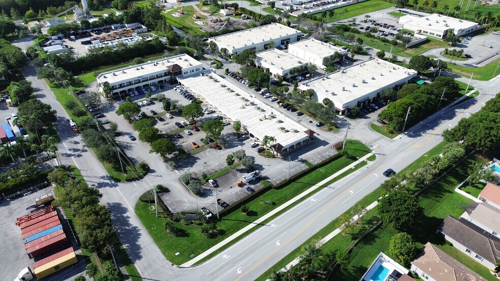 More Photos Of 6941 SW 196th Ave, Pembroke Pines Unknown For Lease