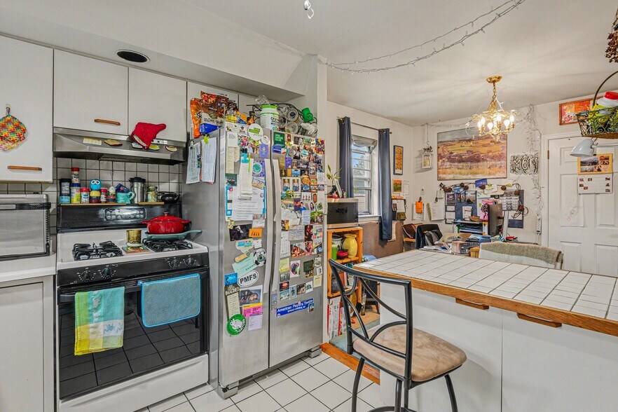 More Photos Of 107 Allison Rd, Oreland Office For Sale
