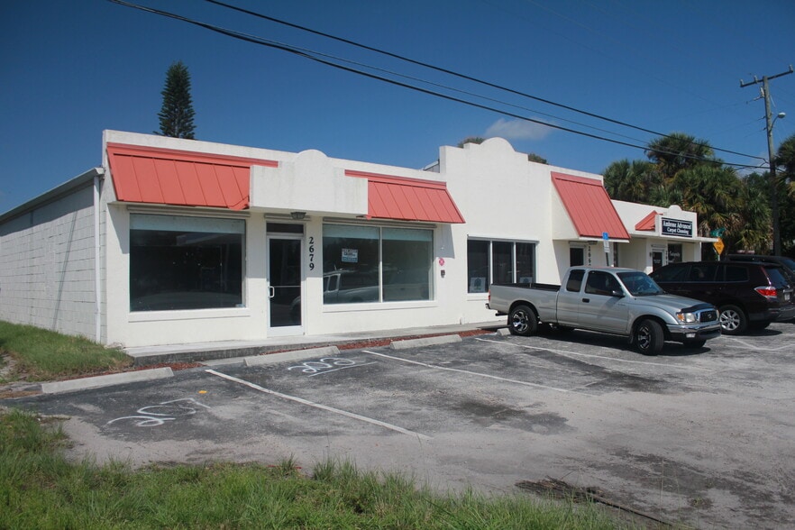 More Photos Of 2659-2679 NE Dixie Hwy, Jensen Beach Storefront Retail Office For Sale