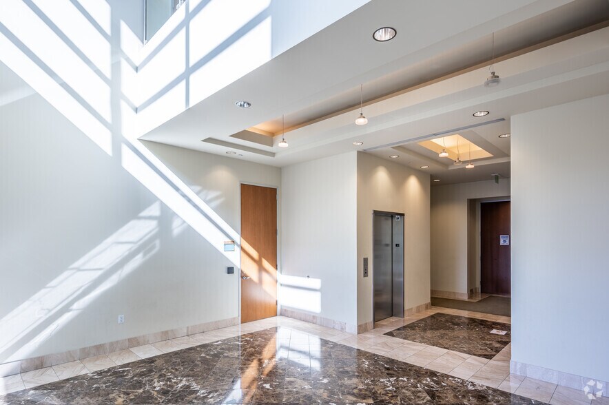 More Photos Of 980 Roosevelt Ave, Irvine Office For Lease