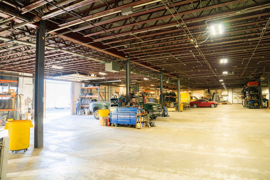 More Photos Of 201 N Missouri Ave, Sedalia Manufacturing For Sale