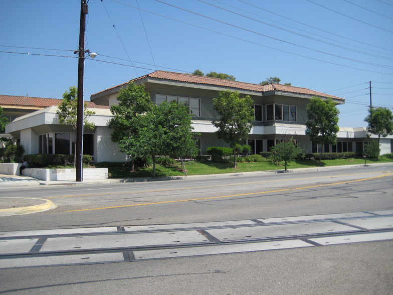 Primary Photo Of 1901 E Lambert Rd, La Habra Office For Lease