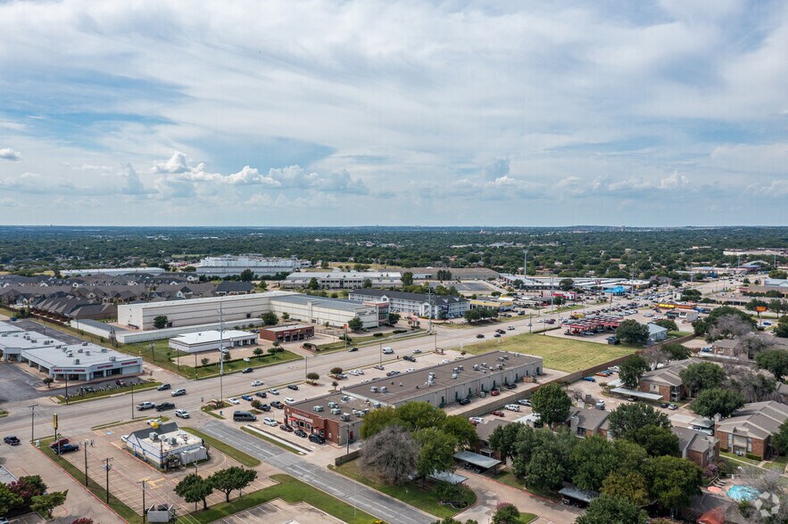 More Photos Of 5600 Rufe Snow Dr, Fort Worth Unknown For Lease