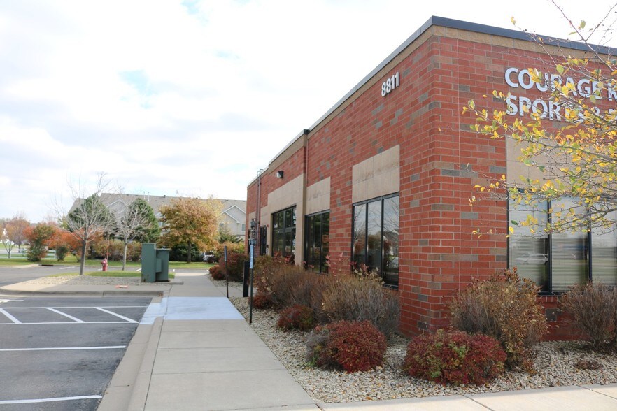 More Photos Of 8811 92nd St S, Cottage Grove Office For Lease