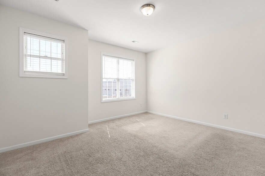 More Photos Of Village Rd @ Dresser Lane, Leland Apartments For Sale