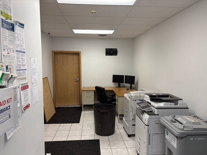 More Photos Of 6095 W Van Giesen St, West Richland Industrial For Sale