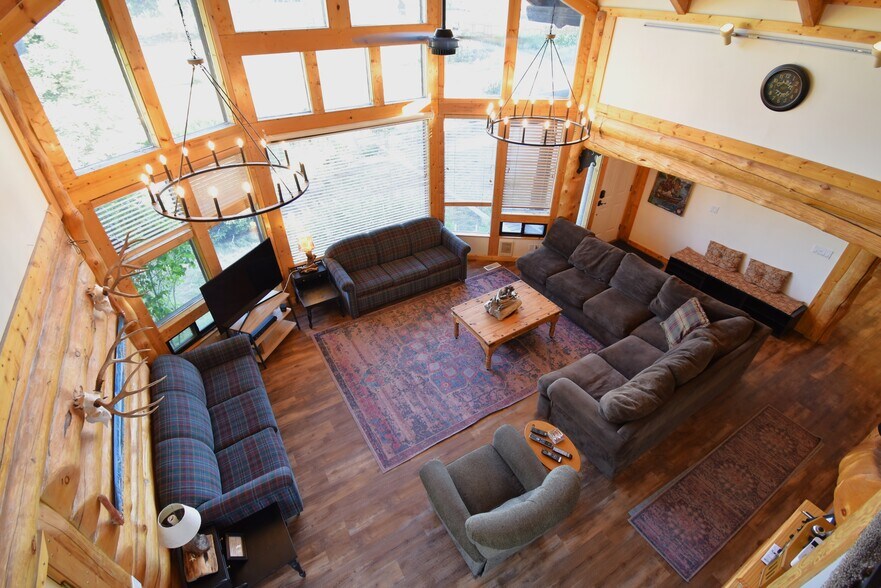 More Photos Of 3555 Yale Kilgore Rd, Island Park Multifamily For Sale