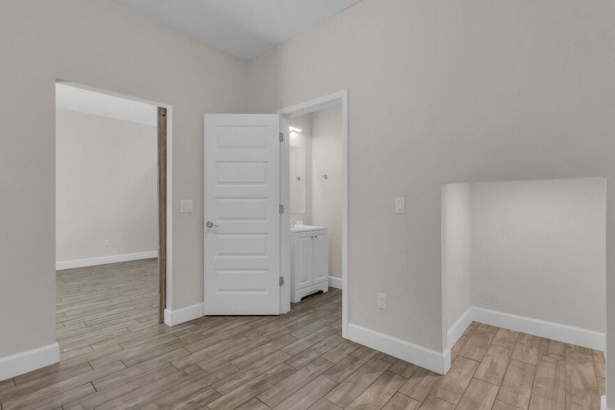 More Photos Of 4432-4444 Summer Flowers Pl, Kissimmee Apartments For Sale