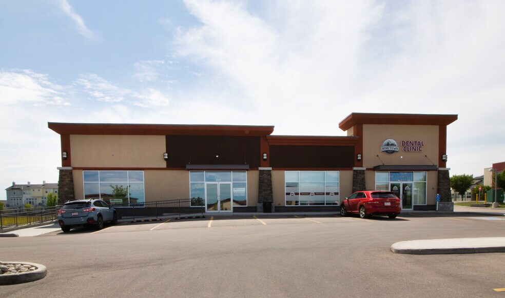 More Photos Of 200 Southridge Dr, Okotoks Unknown For Lease
