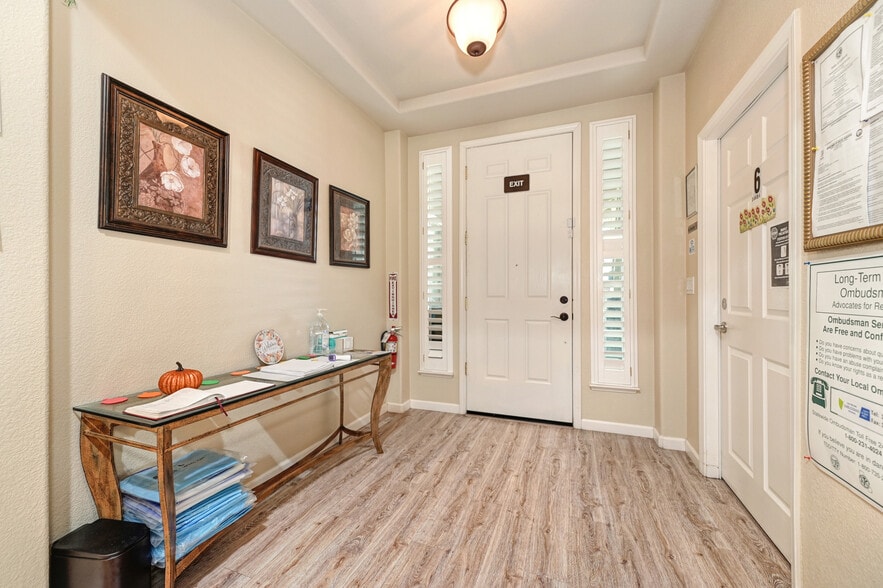 More Photos Of 6056 Big Bend Dr, Roseville Assisted Living For Sale