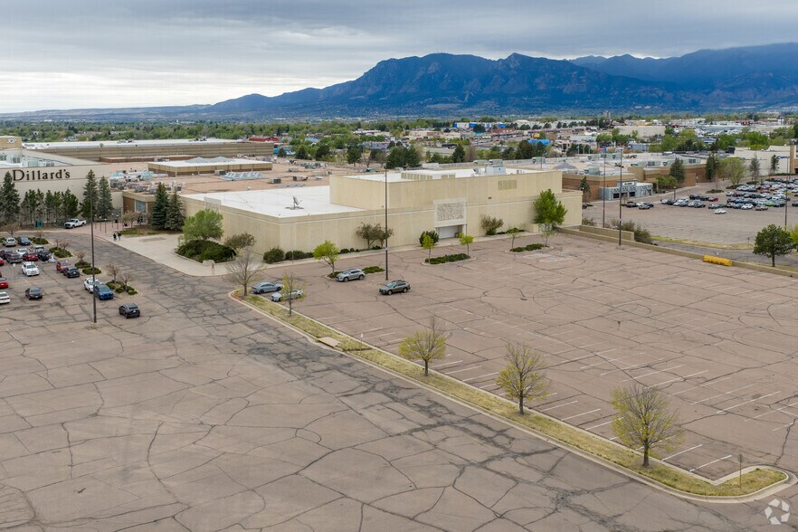 More Photos Of 820 & 3655 Citadel Dr E, Colorado Springs General Retail For Sale