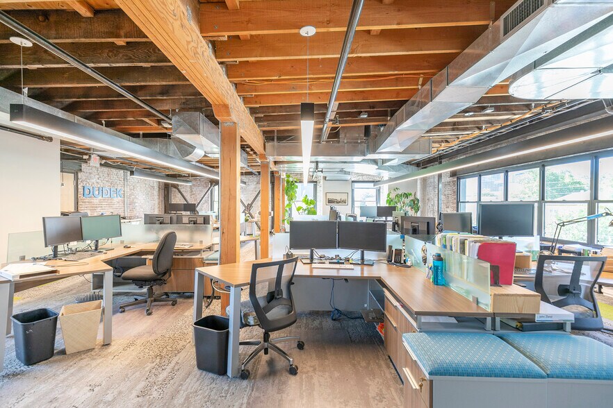 More Photos Of 1100 R St, Sacramento Loft Creative Space For Sale