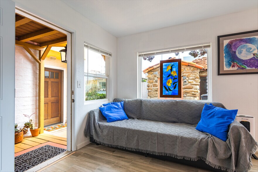 More Photos Of 830-832 Pismo Ct, San Diego Apartments For Sale