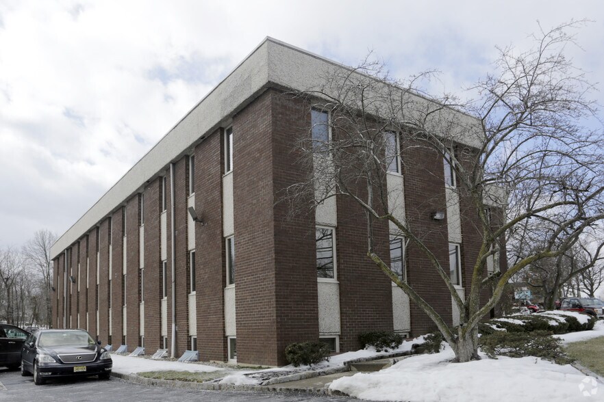 More Photos Of 513 W Mount Pleasant Ave, Livingston Office For Lease