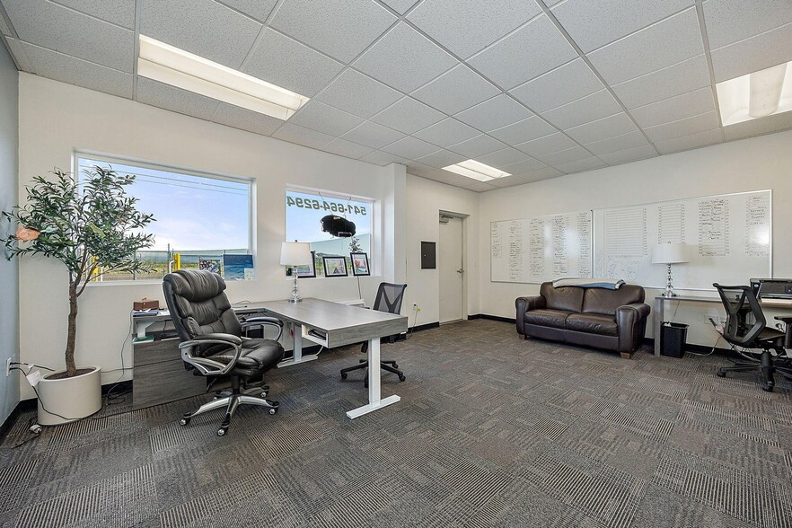 More Photos Of 1400 Avenue G, White City Self Storage For Sale