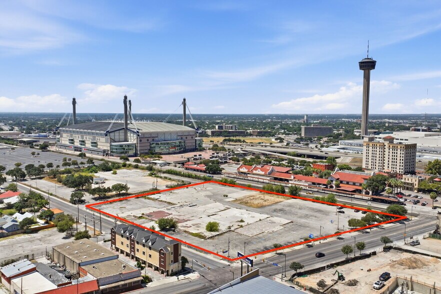 Primary Photo Of 1220 E Commerce St, San Antonio Land For Sale