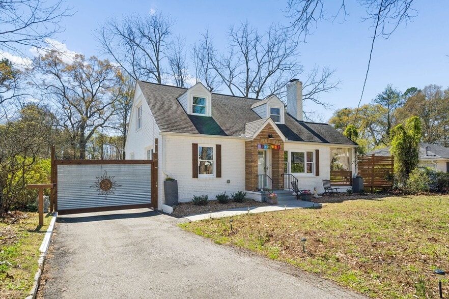 More Photos Of 1860 Penelope Rd NW, Atlanta Hospitality For Sale