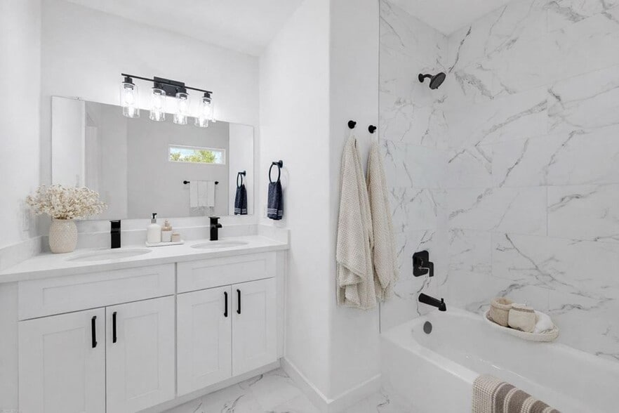 More Photos Of 8021 Birmingham st, Houston Apartments For Sale