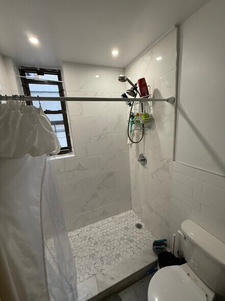 More Photos Of 330 E 22nd St, Brooklyn Apartments For Sale