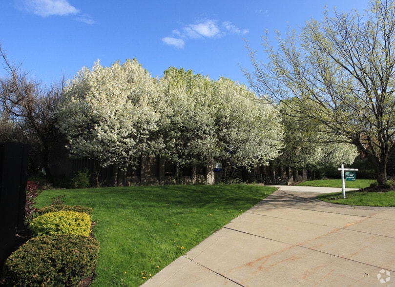 More Photos Of 1001 James St, Syracuse Medical For Lease