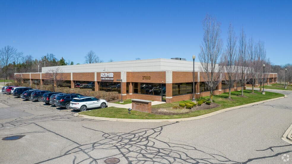 More Photos Of 27000 Meadowbrook Rd, Novi Research And Development For Lease