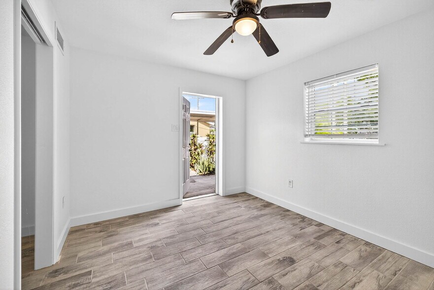 More Photos Of 3225 W Shell Point Rd, Ruskin Apartments For Sale