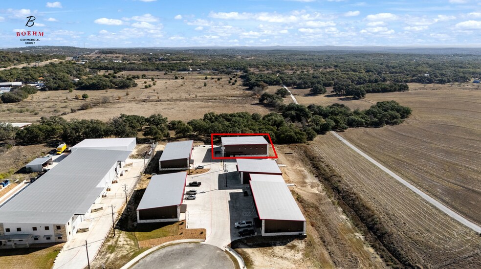 More Photos Of 50 Worth Dr, Boerne Warehouse For Lease