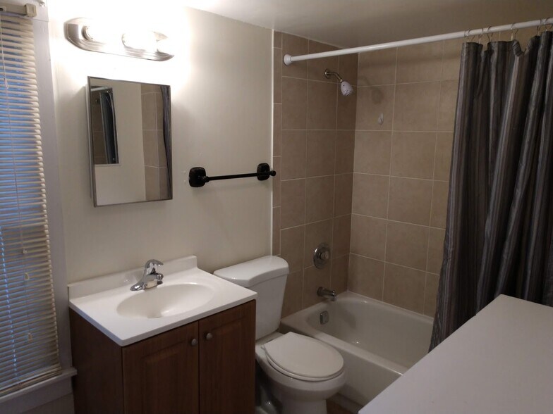 More Photos Of 1131 Broadway, Dunedin Apartments For Sale