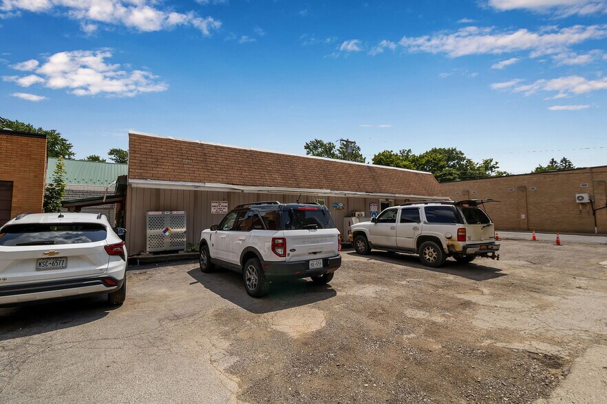 More Photos Of 10557 Main st, North Collins Freestanding For Sale