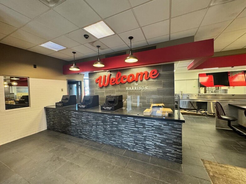 More Photos Of 1181 Stone Dr, Harrison Restaurant For Sale