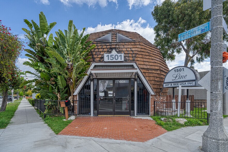 More Photos Of 1501 E Artesia Blvd, Long Beach Freestanding For Sale