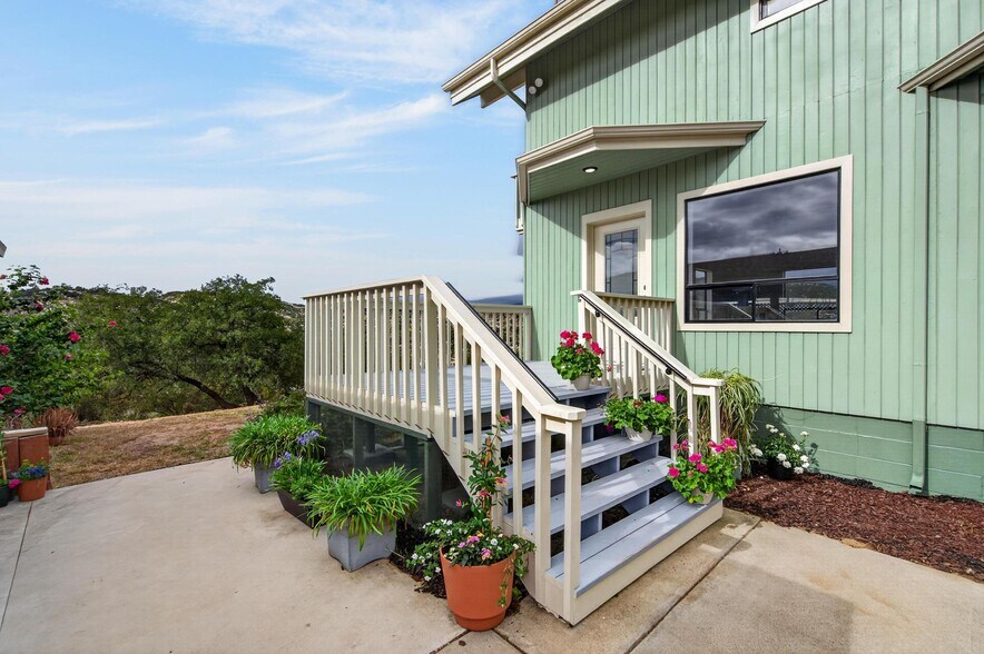 More Photos Of 14621 Woods Valley rd, Valley Center Flex For Sale