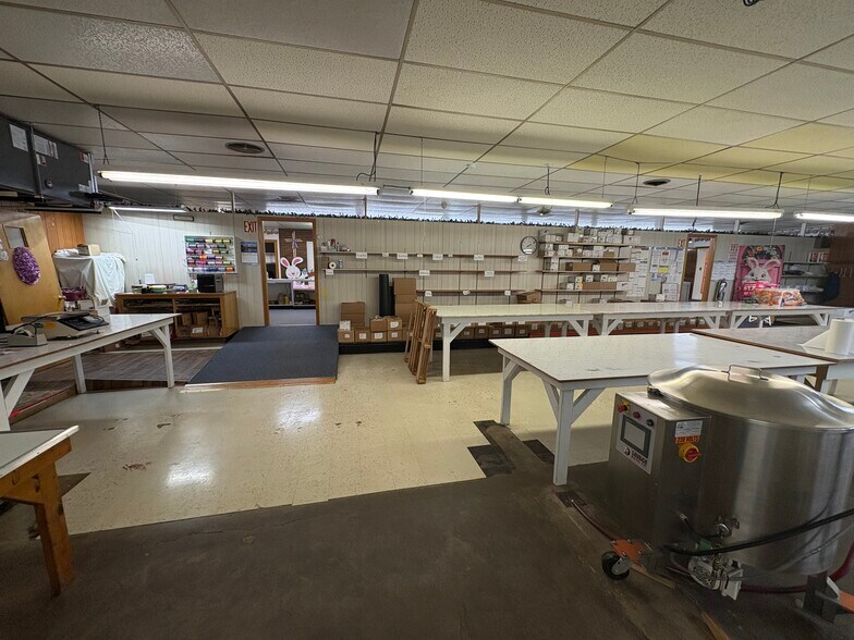 More Photos Of 1391 State Route 66, New Bethlehem Freestanding For Sale