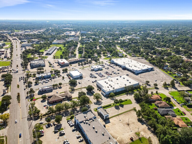 More Photos Of 6120 Scott St, Houston Unknown For Lease