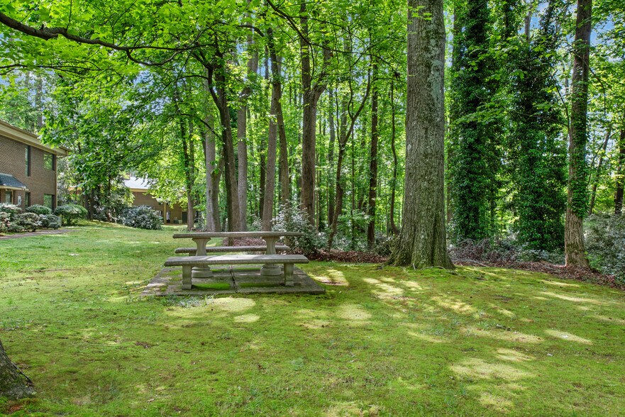 More Photos Of 11205 Alpharetta Hwy, Roswell Office Residential For Sale