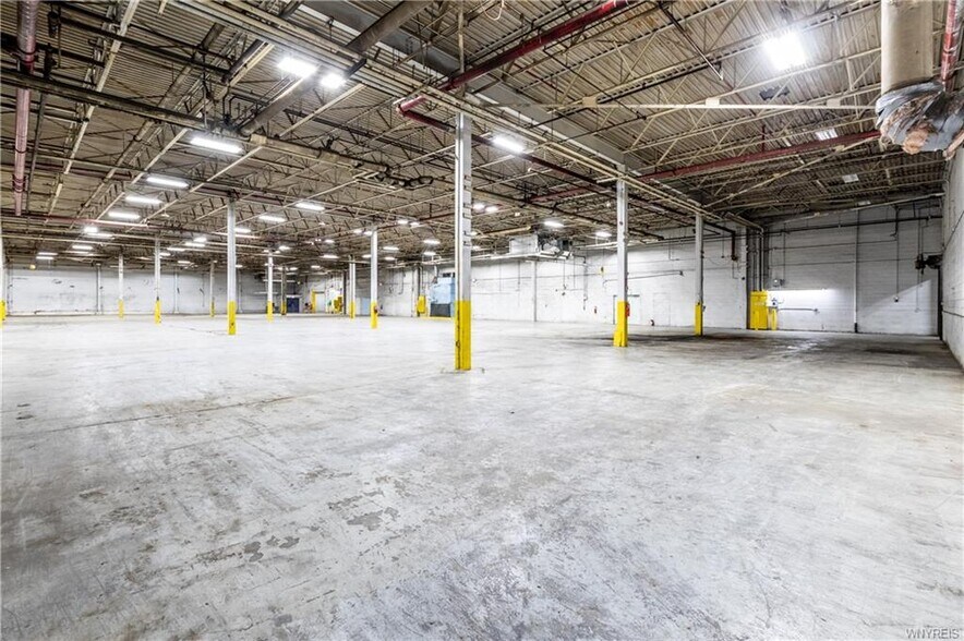 More Photos Of 1885 Harlem Rd, Buffalo Warehouse For Sale