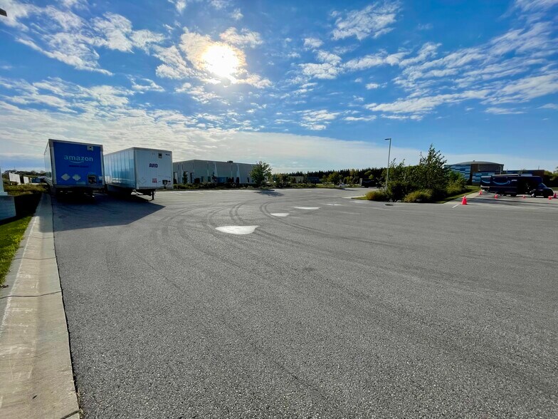 More Photos Of 4904 Tradewinds Pky, Madison Land For Lease