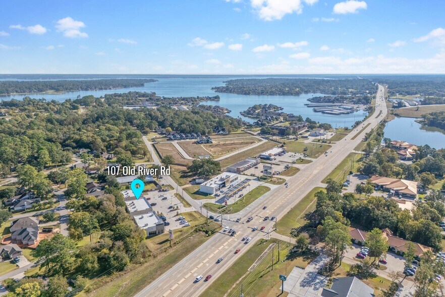 More Photos Of 107 Old River Rd, Montgomery Storefront For Sale