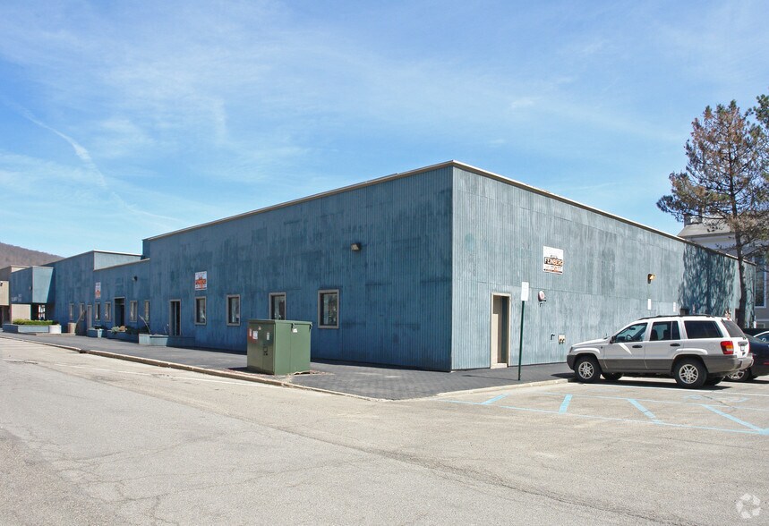 More Photos Of 140 Village Sq, Painted Post Storefront Retail Office For Sale