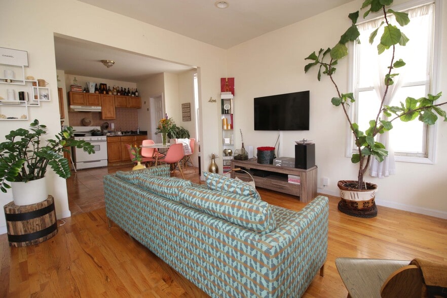 More Photos Of 201 Hackensack Plank Rd, Weehawken Restaurant For Sale