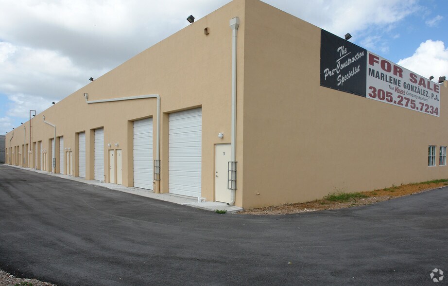 More Photos Of 5161 NW 79th Ave, Doral Light Distribution For Sale
