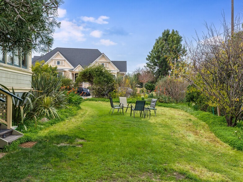 More Photos Of 687 Islay St, San Luis Obispo Apartments For Sale