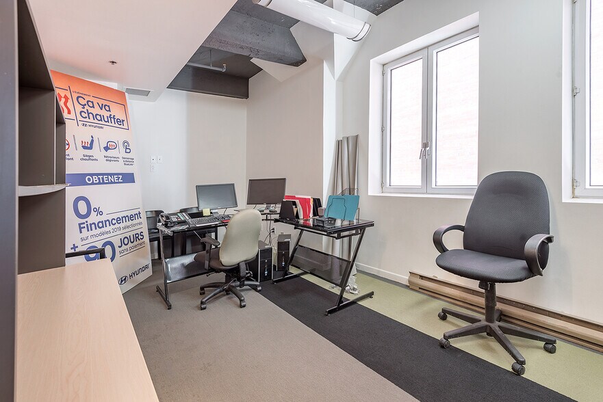 More Photos Of 4446 Boul Saint Laurent, Montréal Loft Creative Space For Lease