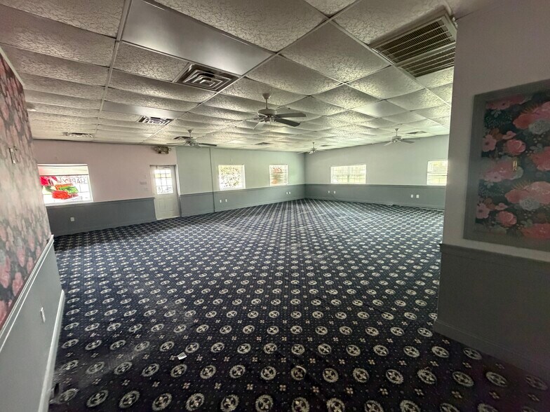 More Photos Of 150 W Center St, West Bridgewater Freestanding For Lease