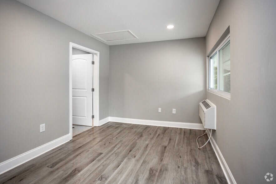 More Photos Of 2300 Davenport Rd, Knoxville Apartments For Sale