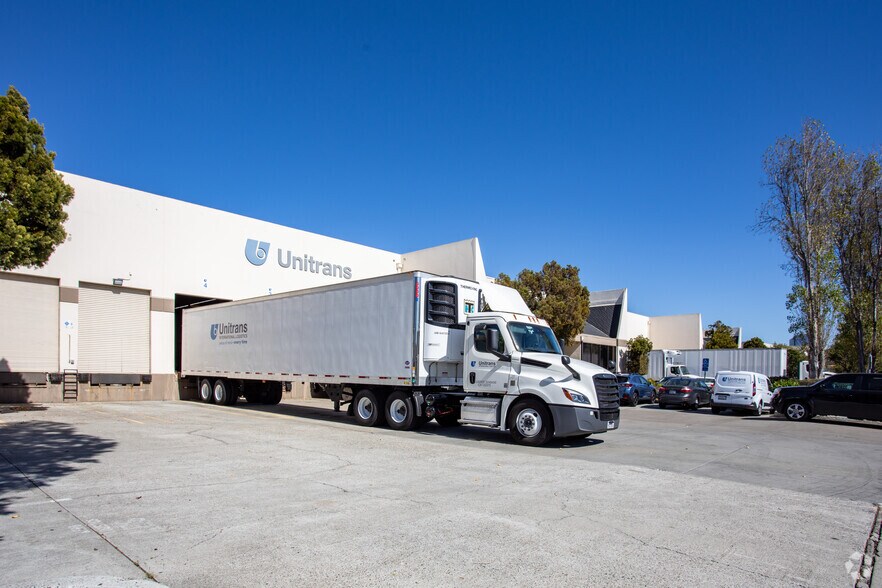 More Photos Of 345-367 Swift Ave, South San Francisco Distribution For Lease