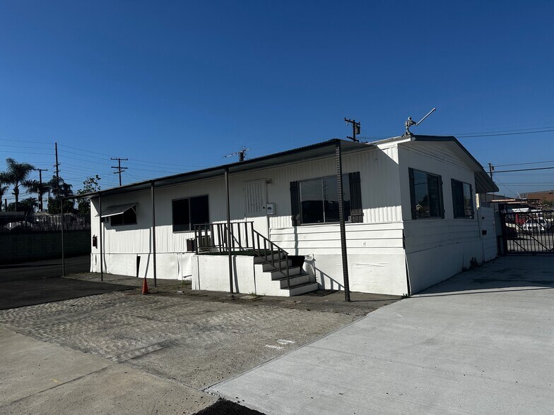 More Photos Of 570 S Cypress St, La Habra Land For Lease