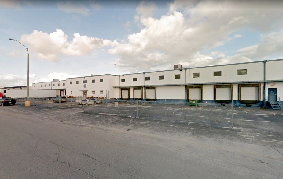 More Photos Of 6960-7000 NW 36th Ave, Miami Refrigeration Cold Storage For Lease