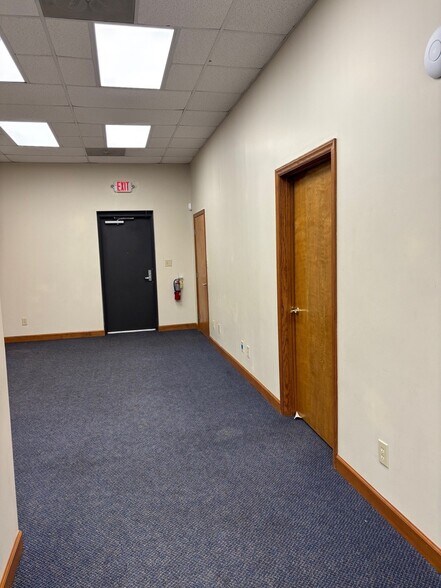 More Photos Of 806 E Franklin Blvd, Gastonia Storefront Retail Office For Lease